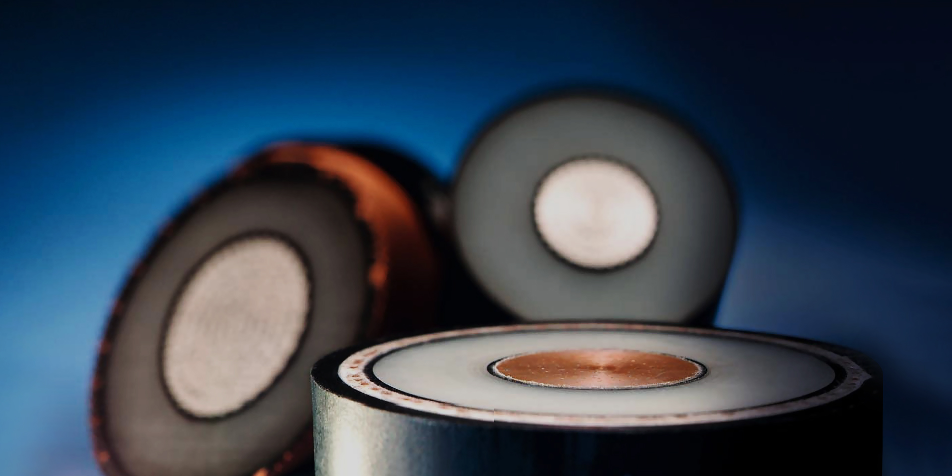 提供安全標準優(yōu)良的電力產品